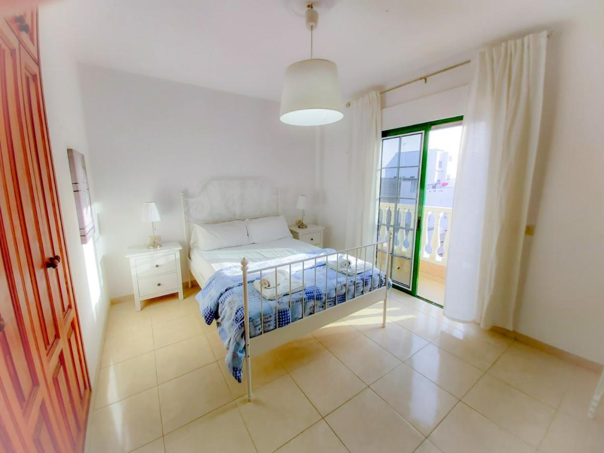 Apartment In Лас Галетас Екстериор снимка