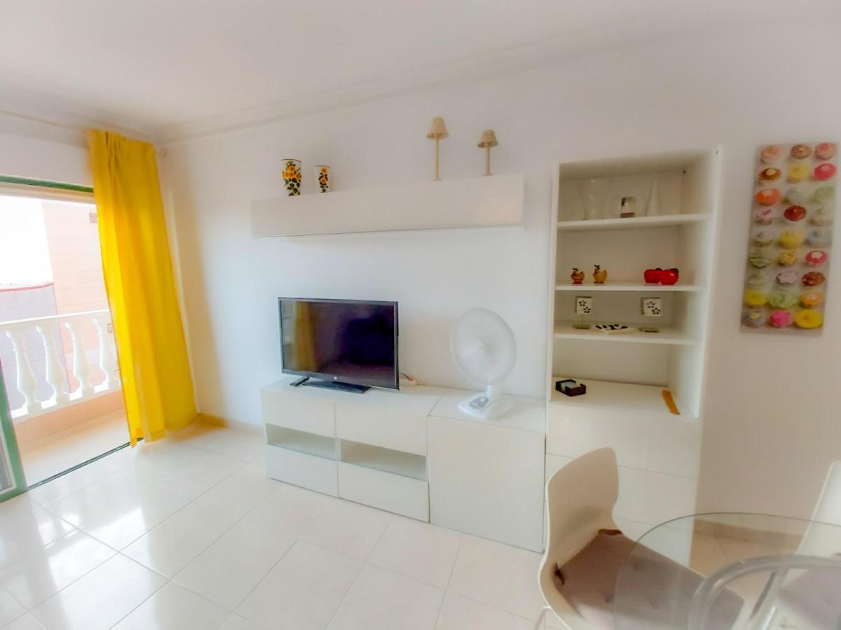 Apartment In Лас Галетас Екстериор снимка